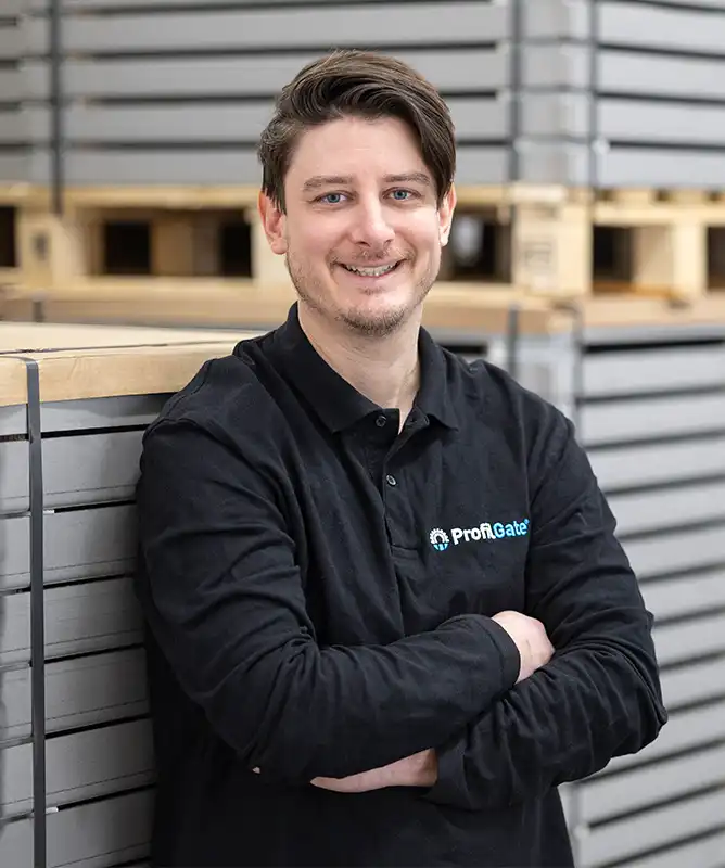 Mitarbeiter aus dem Vertrieb mit Verantwortung im Projektmanagement für Europa